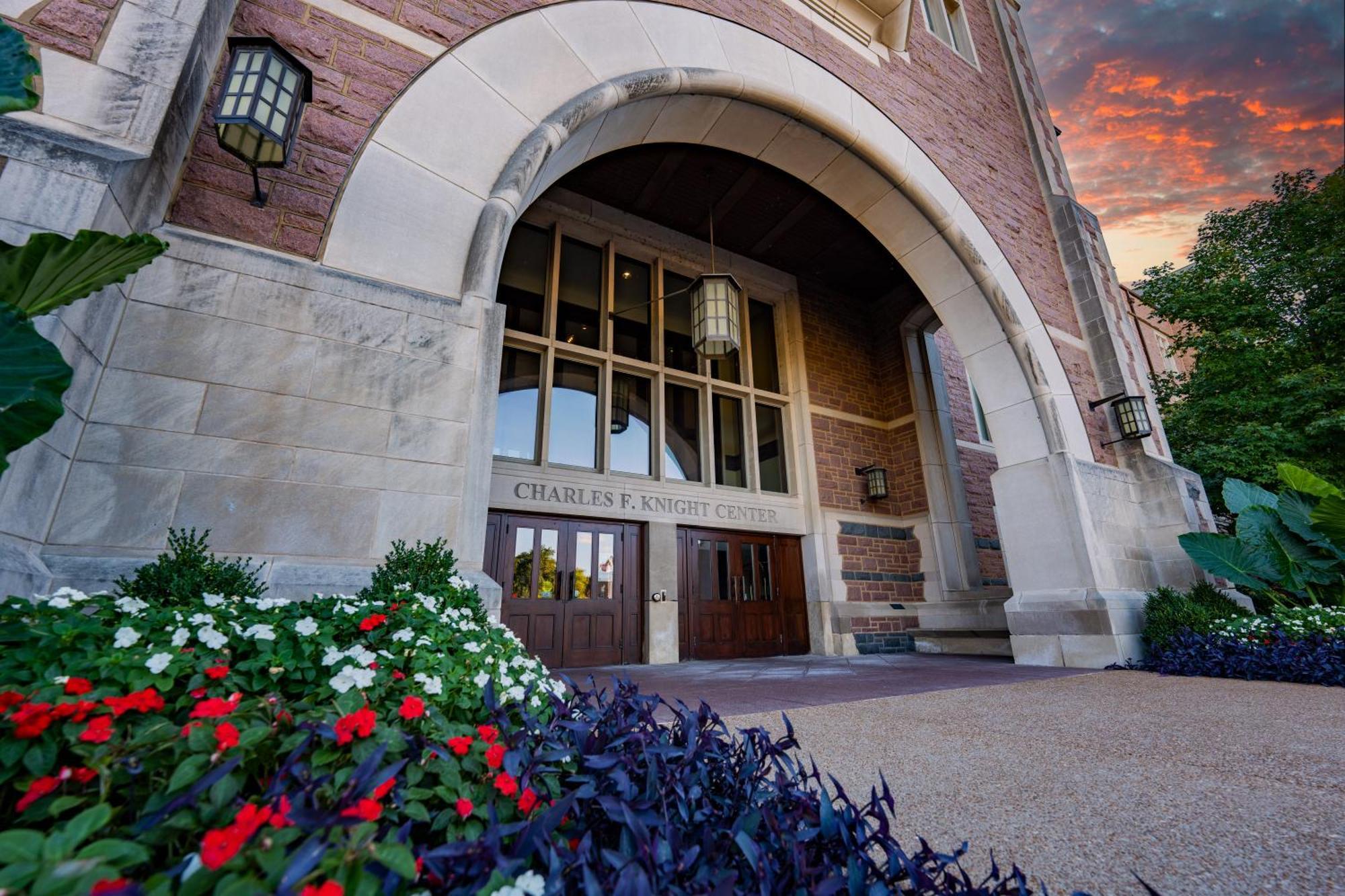 The Knight Center At Washington University University City ภายนอก รูปภาพ